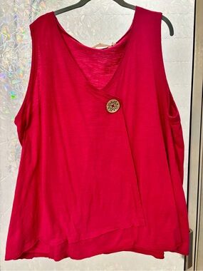 Soft Surroundings Raspberry Sleeveless Layered Tank with Decorative Button